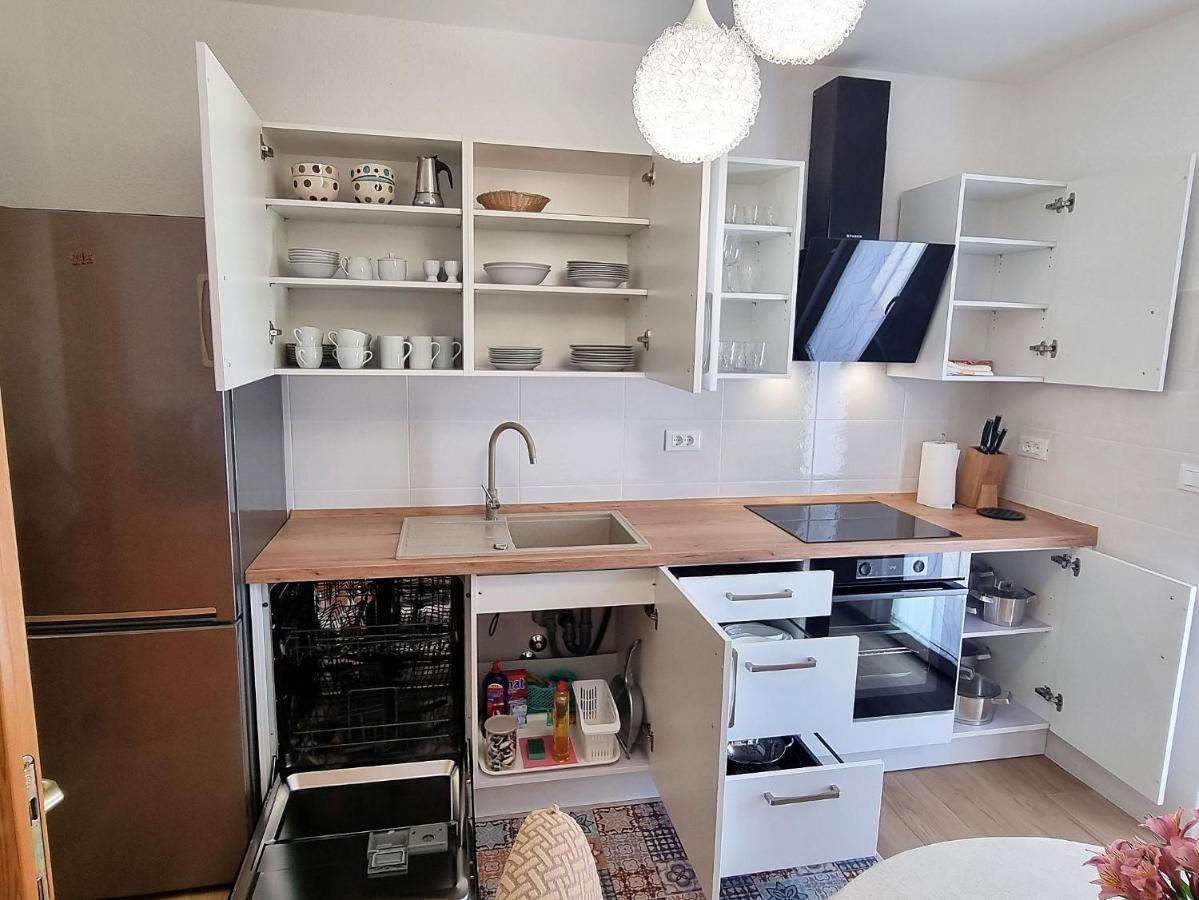 Apartments Valentina Umag Eksteriør billede